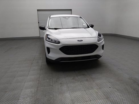 Used 2022 Ford Escape SE w/ Convenience Package FWD image 14