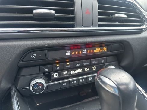 Used 2022 MAZDA CX-9 Touring image 43