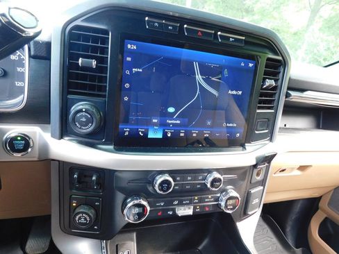 Used 2021 Ford F150 XLT w/ Equipment Group 302A High AWD/4WD image 9