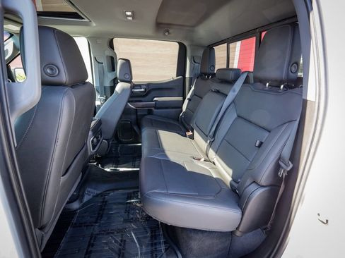 Used 2019 GMC Sierra 1500 SLT w/ SLT Premium Plus Package AWD/4WD image 31