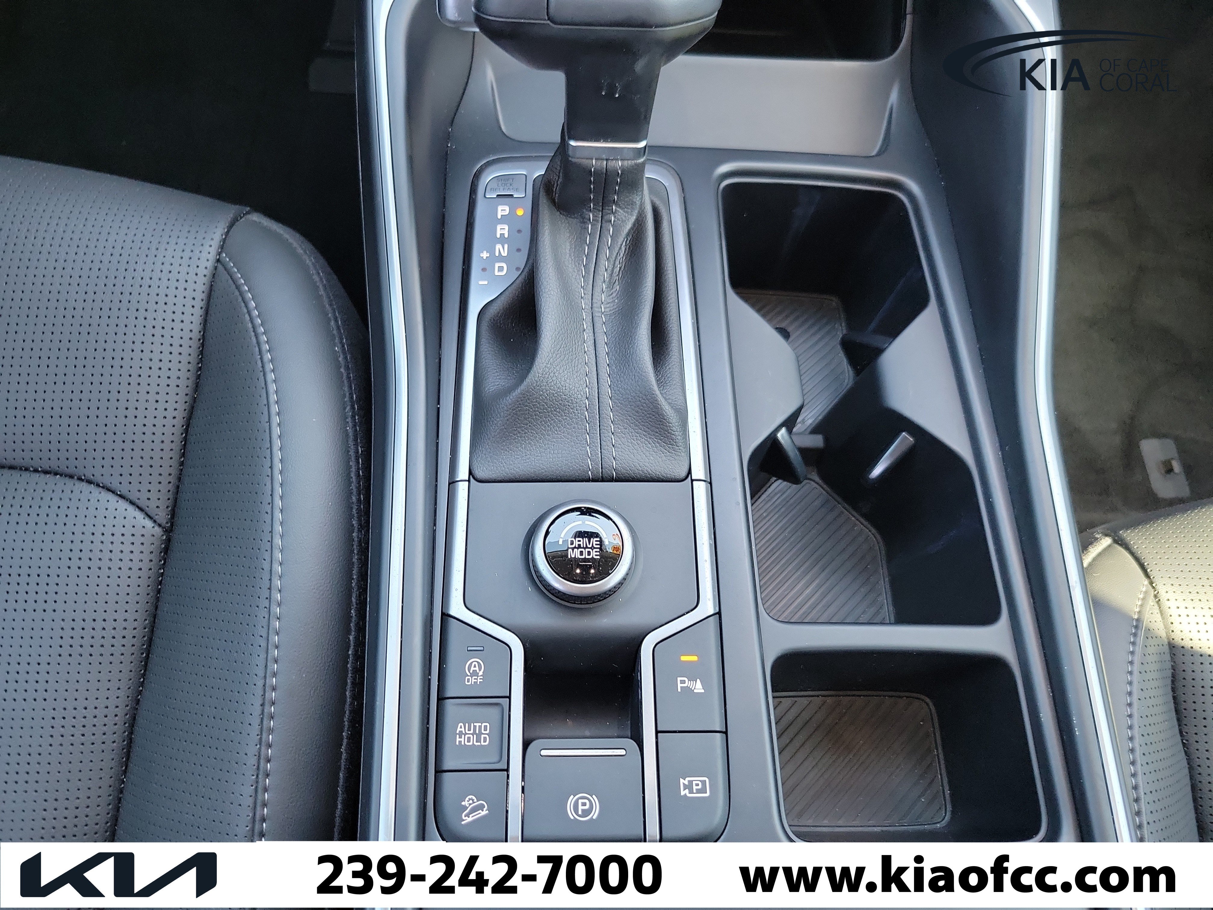 Certified 2024 Kia Sorento S w/ Panoramic Sunroof Package FWD image 27