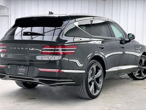 Used 2025 Genesis GV80 3.5T Prestige image 12