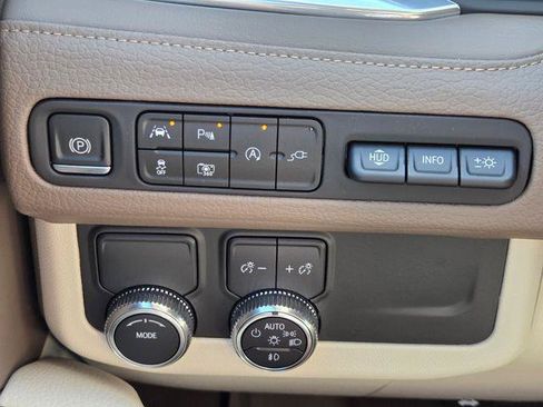 Certified 2022 GMC Yukon Denali image 48