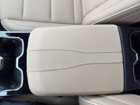 New 2026 Buick Enclave Preferred w/ Power Package image 24