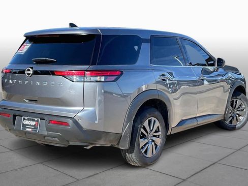 Certified 2024 Nissan Pathfinder S image 11