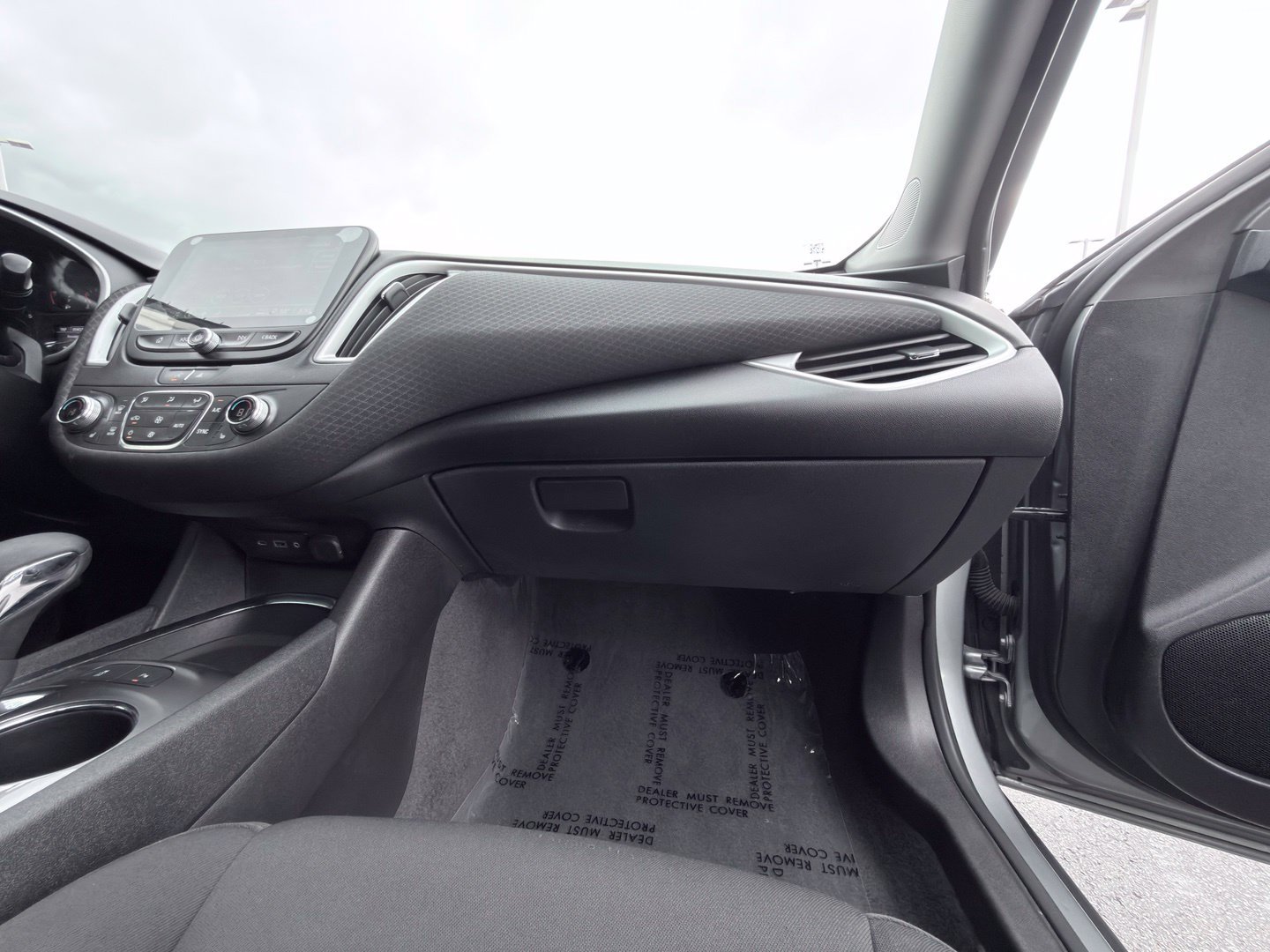 Used 2024 Chevrolet Malibu LT FWD image 44