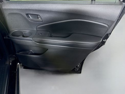 Used 2024 Honda Passport EX-L image 28