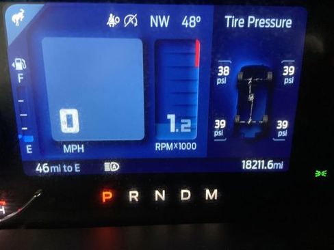 Used 2023 Ford Bronco Base image 6