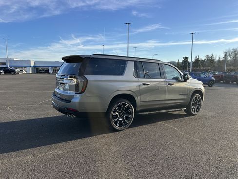 New 2026 Chevrolet Suburban RST w/ Advanced Technology Package image 6