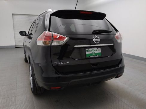 Used 2016 Nissan Rogue S w/ Appearance Package FWD image 6