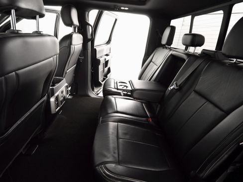 Used 2019 Ford F150 Lariat w/ Equipment Group 502A Luxury image 28