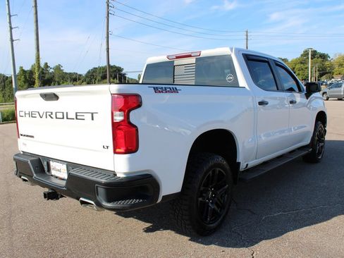 Used 2021 Chevrolet Silverado 1500 LT Trail Boss w/ Convenience Package II AWD/4WD image 16