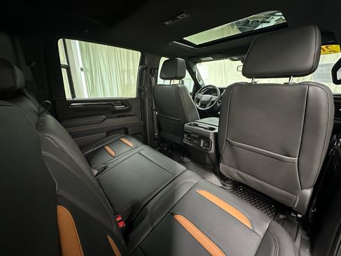 Used 2026 GMC Sierra 2500 AT4 AWD/4WD image 18