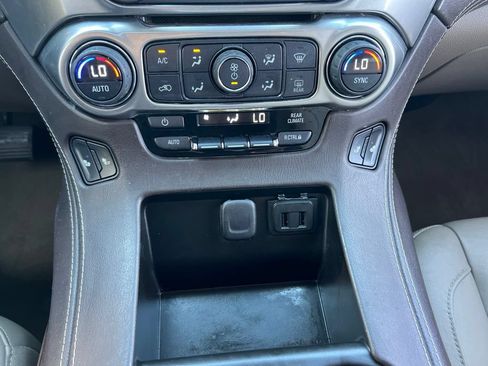 Used 2016 Chevrolet Tahoe LT AWD/4WD image 37