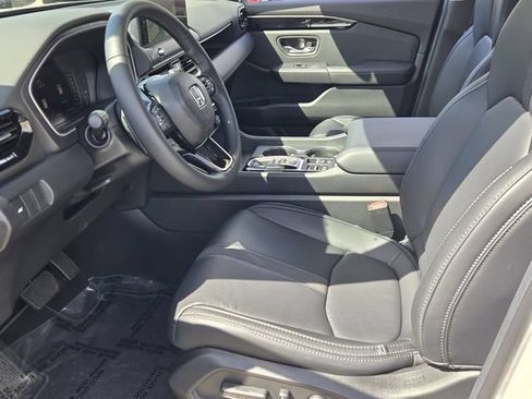 Used 2026 Honda Pilot EX-L image 10