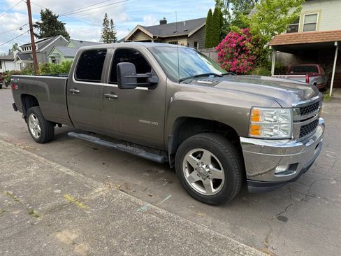 Used 2012 Chevrolet Silverado 2500 LTZ w/ LTZ Plus Package AWD/4WD image 6