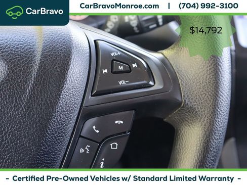 Used 2020 Ford Edge SE w/ Cargo Accessory Package FWD image 21