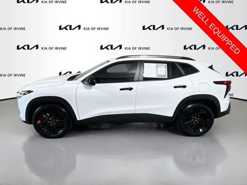 Used 2025 Chevrolet Trax ACTIV w/ Driver Confidence Package FWD image 4