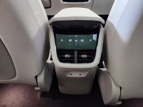 New 2025 Volvo EX90 Ultra w/ Protection Package Premier image 29