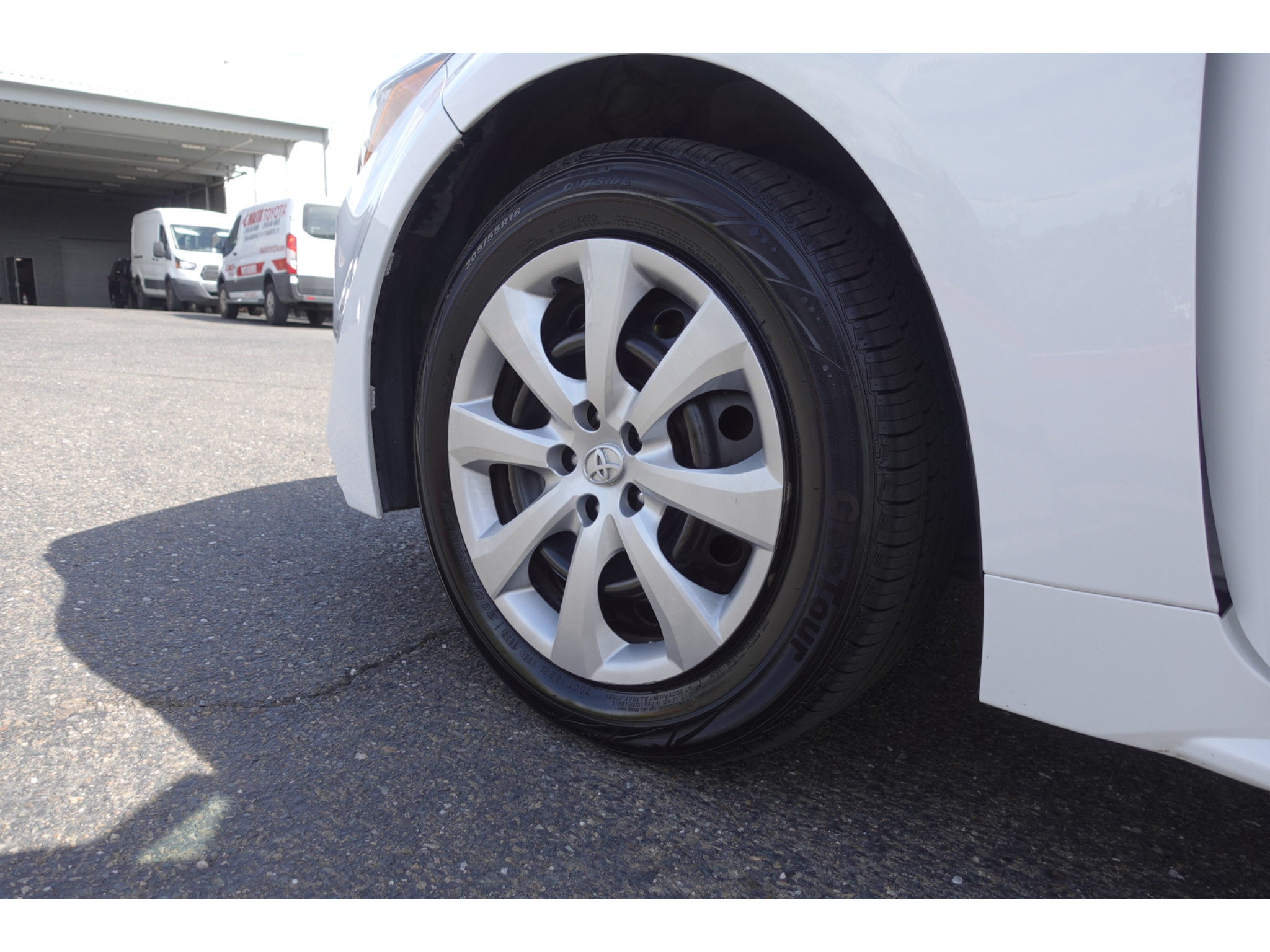 Used 2025 Toyota Corolla LE FWD image 26