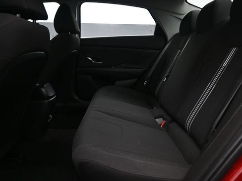 Certified 2024 Hyundai Elantra SEL FWD image 16