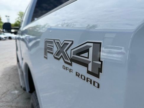New 2026 Ford F350 4x4 Crew Cab Super Duty image 10