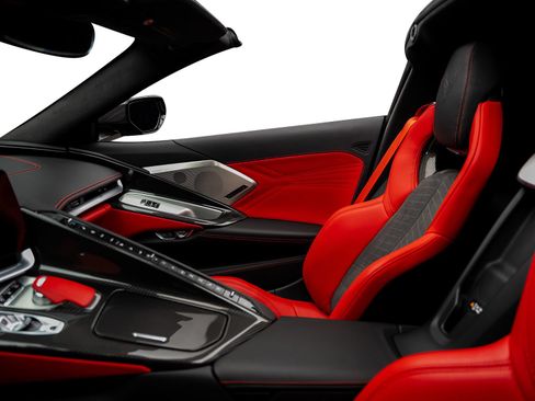 Used 2025 Chevrolet Corvette Z06 RWD image 59