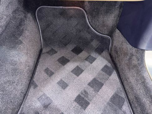 Used 2012 Bentley Continental GT w/ Convenience Specification Pkg image 75