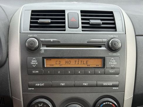 Used 2010 Toyota Corolla S image 15