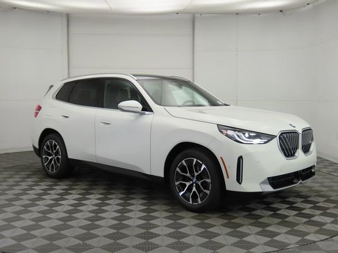 New 2026 BMW X3 xDrive30 w/ Convenience Package image 3