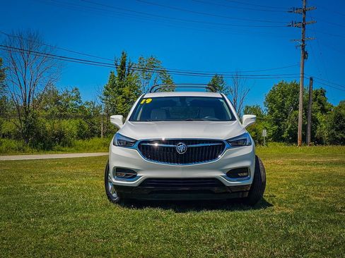 Used 2019 Buick Enclave Essence AWD/4WD image 8