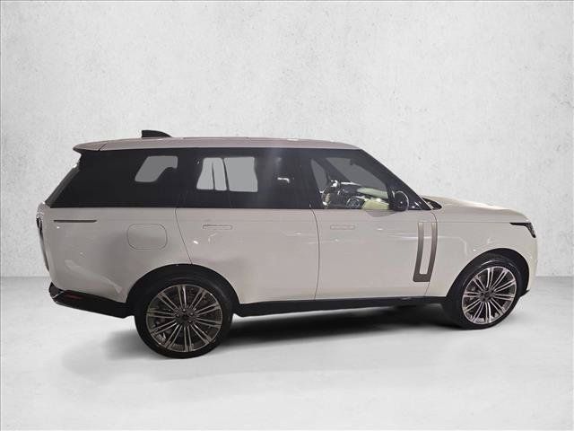 New 2026 Land Rover Range Rover SE AWD/4WD image 4