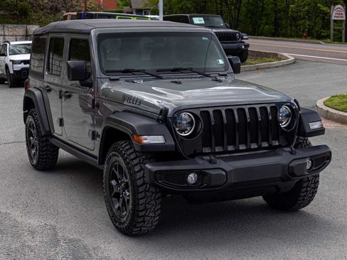 Used 2023 Jeep Wrangler Unlimited Sport AWD/4WD image 3