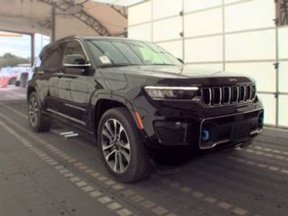 Used 2022 Jeep Grand Cherokee Overland w/ Advanced Protech Group III
