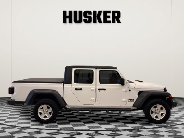 Used 2020 Jeep Gladiator Sport w/ Quick Order Package 24S AWD/4WD image 2
