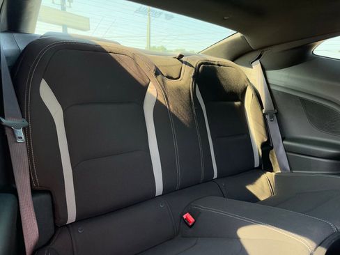 Used 2017 Chevrolet Camaro SS image 33