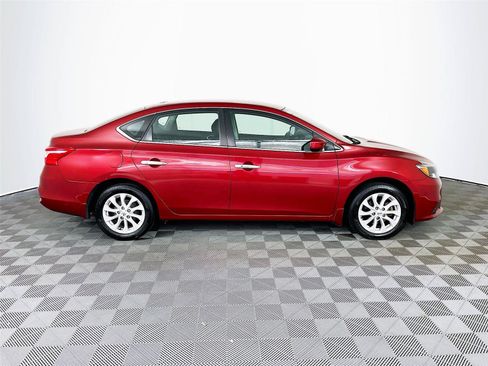 Used 2019 Nissan Sentra SV FWD image 10