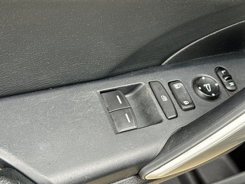 Used 2019 Honda Civic Touring image 13