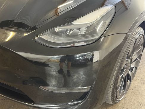 Used 2024 Tesla Model Y Performance AWD/4WD image 33