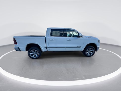 Used 2022 RAM 1500 Limited image 9