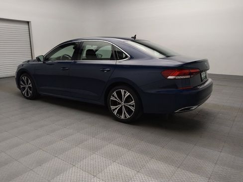 Used 2021 Volkswagen Passat 2.0T SE image 5
