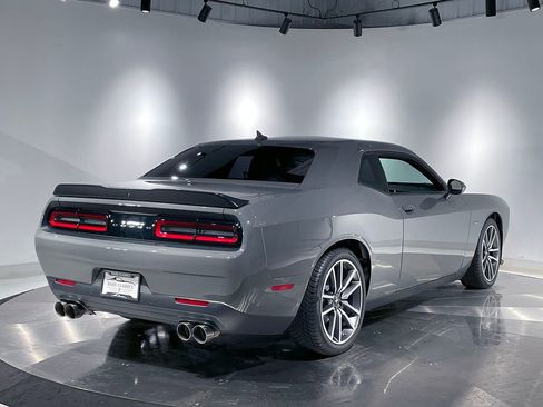 Used 2023 Dodge Challenger R/T image 5