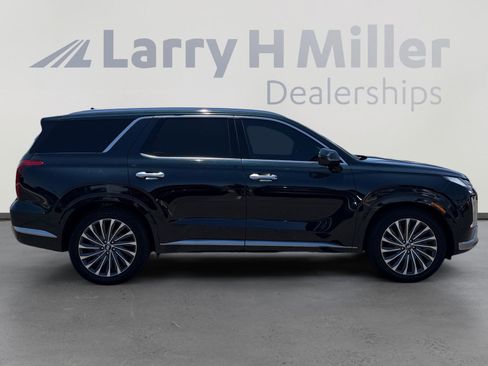 Used 2023 Hyundai Palisade Calligraphy AWD/4WD image 6