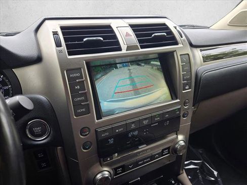 Used 2021 Lexus GX 460 w/ Accessory Package AWD/4WD image 14