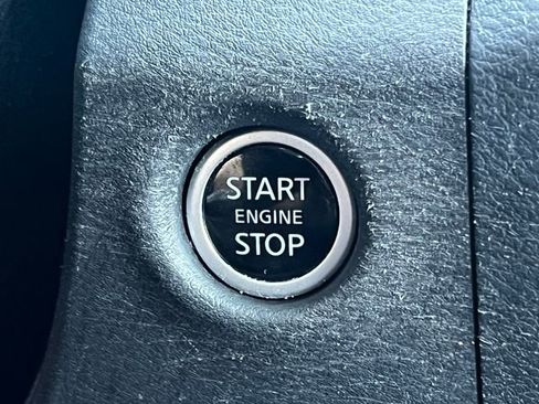 Used 2023 Nissan Frontier PRO-4X AWD/4WD image 35
