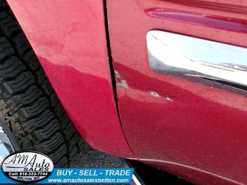 Used 2010 Cadillac Escalade Luxury AWD/4WD image 19