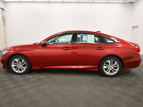 Certified 2018 Honda Accord LX image 4