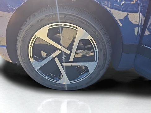New 2026 Hyundai Ioniq 9 Calligraphy image 38