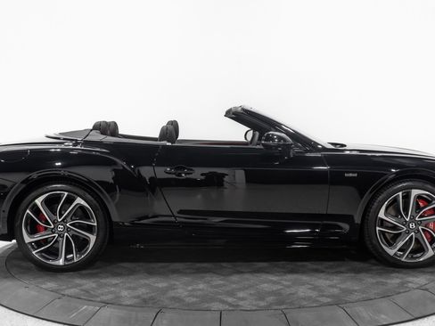 Used 2025 Bentley Continental GT Speed image 10