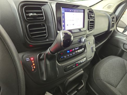 Used 2025 RAM ProMaster 2500 w/ U-Haul Equipment Group FWD image 24